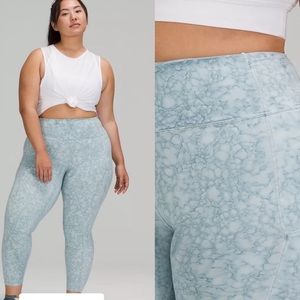 Lululemon🍋 🦄 Fast and FreeRare Design size 8